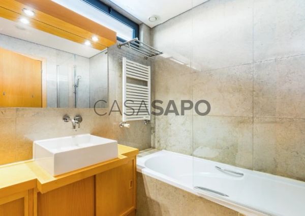 Apartamento T4 para alugar em Oeiras