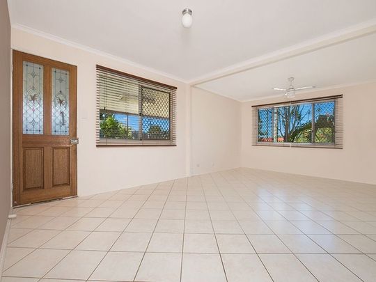 Boronia Heights - Photo 1