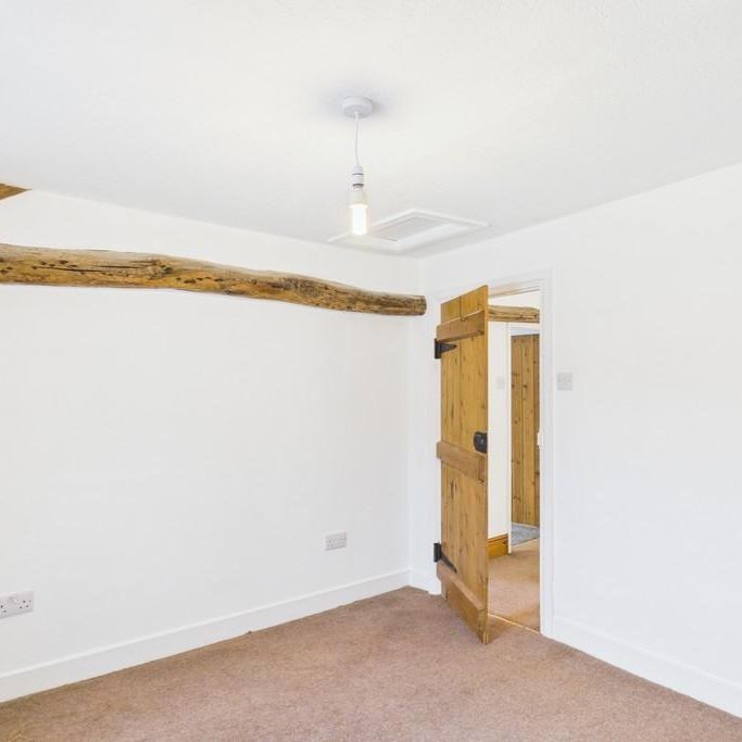 2 bedroom semi-detached house to rent - Photo 1