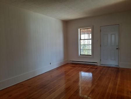 For Lease - 20 King Street Unit# 2, North Dundas, Ontario - Photo 2