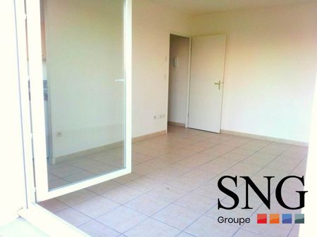 STUDIO AVEC BALCON + 2 parking - Photo 2