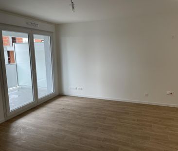 Location Appartement 2 pièces 41m² TRELAZE 49800 - Photo 3