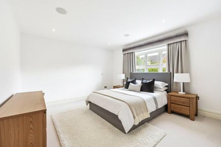 5 bedroom detached house to rent - Photo 5