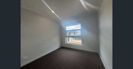 Modern Family Home in Prime Tarneit Location - Photo 3