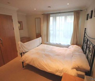 2 bedroom property to rent in Brentford - Photo 1