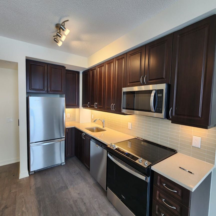 For Lease - 38 Annie Craig Drive Unit# 1410, Toronto, Ontario - Photo 1