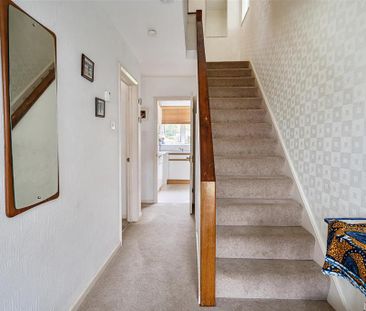 3 bedroom semi-detached house to rent - Photo 6