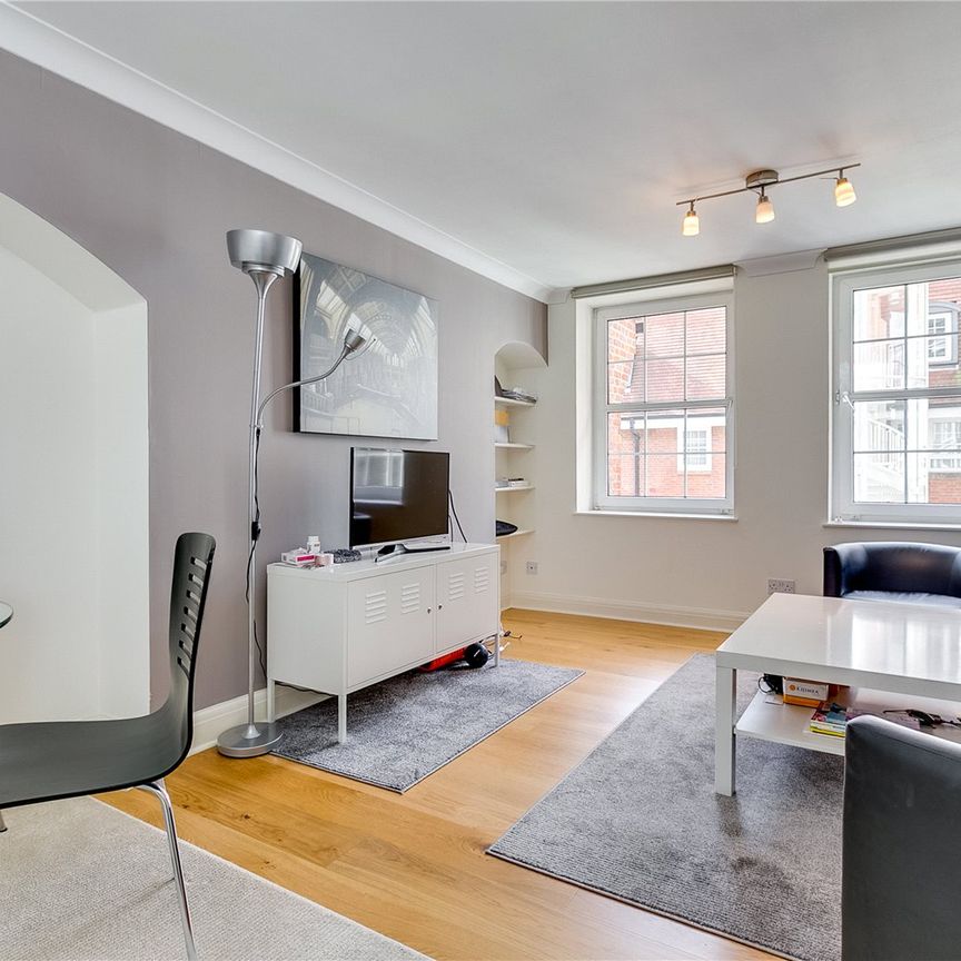 Crown Lodge, London, SW3, London - Photo 1