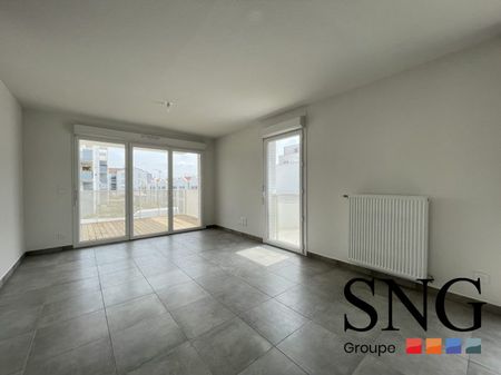 T3 AVEC LOGGIA ET PARKING - Photo 2