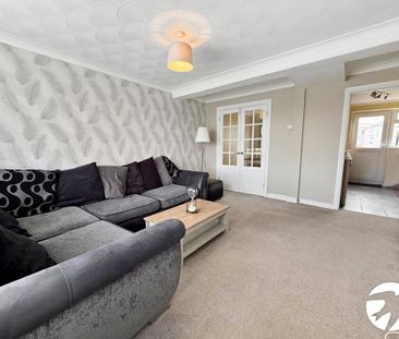 3 bedroom terraced house to rent - Photo 2