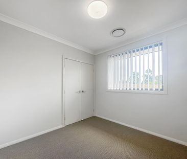 Spacious Family Home - Photo 6