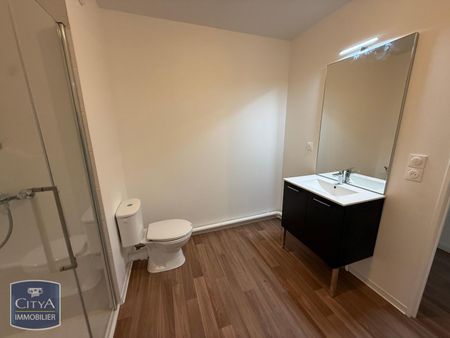 Location Appartement 2 pièces 42m² MONDEVILLE 14120 - Photo 2