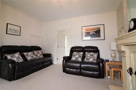 2 Breton Way, Lisburn, BT28 3ZF - Photo 3