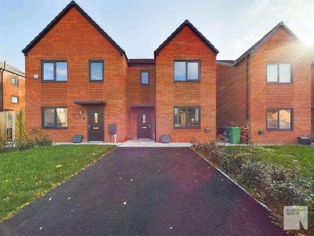 Sandal Street :: Platting Village, M40 - Photo 3