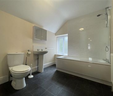 3 bedroom end of terrace house to rent - Photo 6