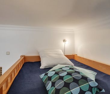 Renovated period apartment near Königsplatz - Photo 2