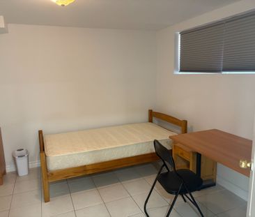 For Lease - 40 Caracas Road, Toronto, Ontario - Photo 6