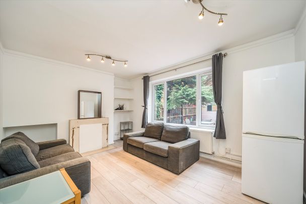 Broadhurst Close, South Hampstead, NW6, London - Photo 1