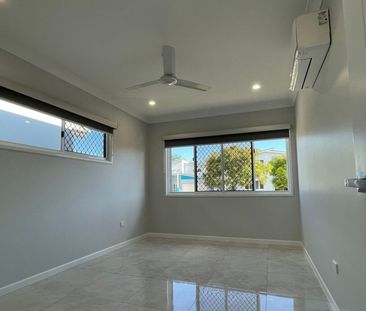 Comfortable Living in a Quiet, Convenient Setting - Photo 3