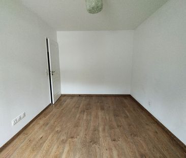 Location Appartement 4 pièces 83m² - Photo 2