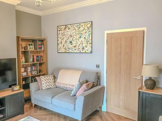 1 bedroom ground floor flat to rent - Photo 1