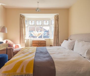 3 bedroom semi-detached house to rent - Photo 2