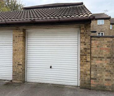 1 bedroom ground floor flat to rent - Photo 3
