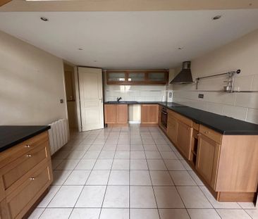 Location Appartement 3 pièces 65m² TOURNAN EN BRIE 77220 - Photo 2