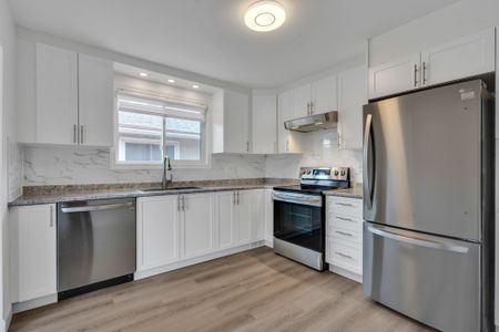 For Lease - 2659 Conn Street, Britannia - Lincoln Heights and Area, Ontario - Photo 4