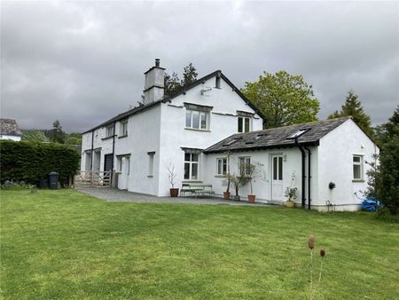 Charming three-bedroom detached Lakeland cottage near Windermere, boasting beautiful views of the surrounding countryside. - Photo 5