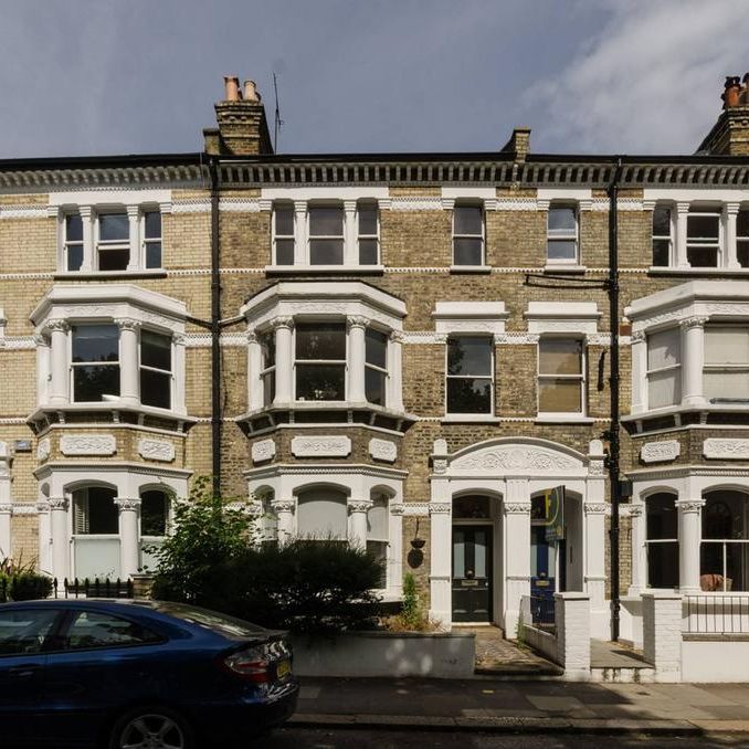 3 bedroom maisonette to rent - Photo 1