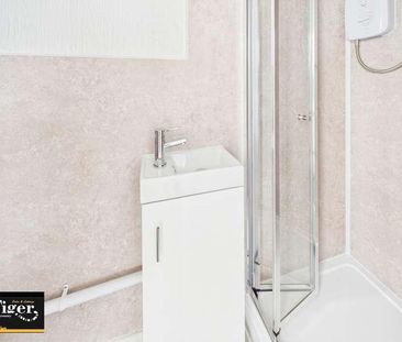 Moore Street, Blackpool, FY4 - Photo 5