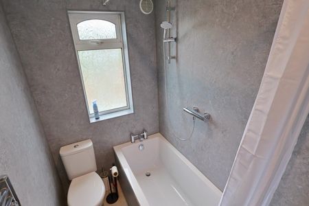 Watersmeet Road, Coventry - Refurbished 2 Bedroom Property - Photo 5