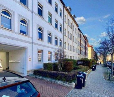 Kompaktes Raumwunder: Charmante, sanierte 3-Raum-Wohnung in Toplage - Photo 6