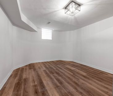 For Lease - 321 Howard Crescent, Orangeville, Ontario - Photo 5