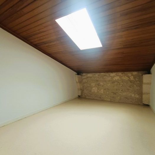 LOCATION APPARTEMENT - Photo 1