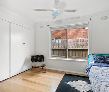 Family home in close proximity to Clifton Springs Golf Club - Photo 4