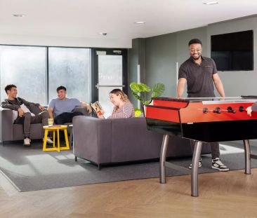 Large Standard Single Ensuite - Photo 1