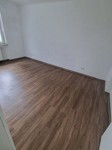 Geräumige 4-Zimmer-Wohnung in Lichtenroich mit modernem Bad - Foto 3