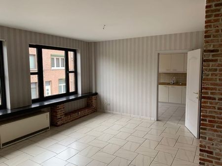 Appartement te huur - Foto 2