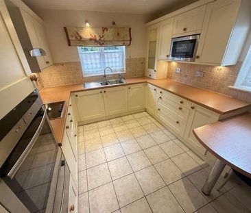 Village Road, Heswall, Wirral, CH60 - Photo 5