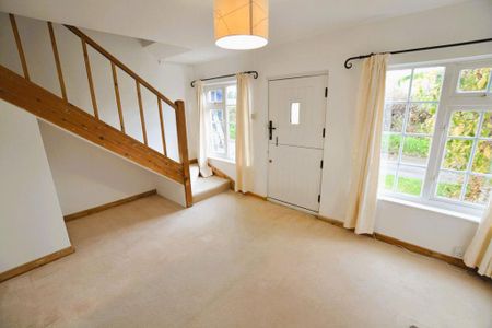 3 bedroom cottage to rent - Photo 2