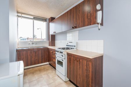 Apply Now - Century 21 &vert; the Paramount Group - Photo 5