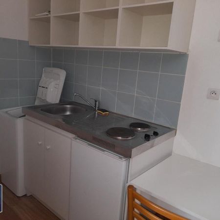 Location Appartement 1 pièce 14m² LAVAL 53000 - Photo 3