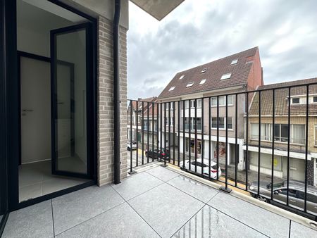 Modern 1-slaapkamerappartement met staanplaats te huur in Maasmechelen - Photo 5