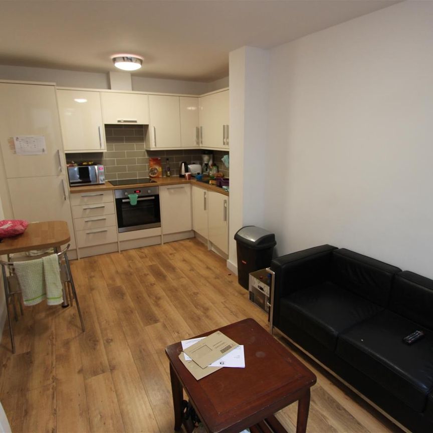 Regent Street, Clifton, Bristol - Photo 1