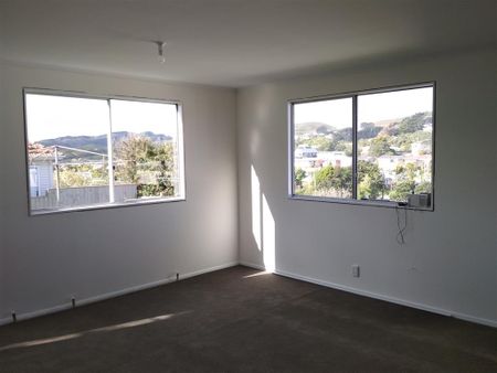 3/12 Stewart Drive, Newlands - Photo 4