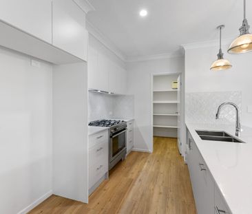 Luxury Living in Highfields - Photo 6