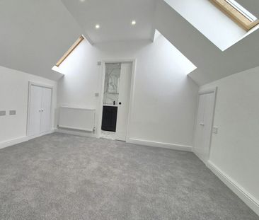 Semi-detached house to rent on - Photo 4