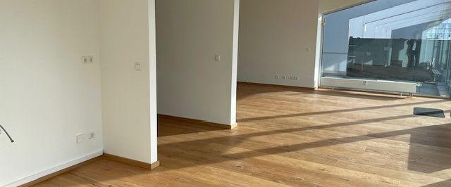 Penthouse mit Personality – Platz für DEINE Ideen & eine Aussicht zum Verlieben! - Photo 1